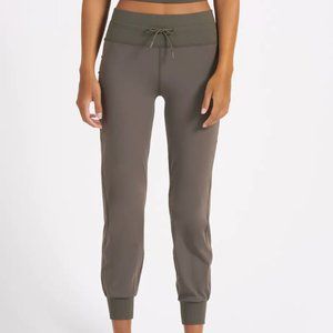 Vuori Daily Jogger Oregano Soft Pants Green